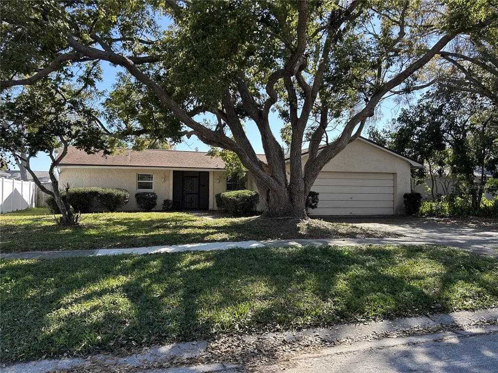 12092 97TH AVENUE SEMINOLE, FL 33772