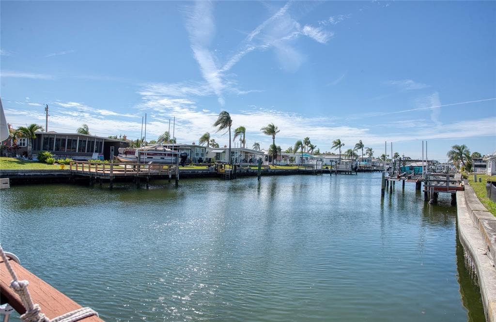 18675 US HIGHWAY 19 N UNIT 211 CLEARWATER, FL 33764