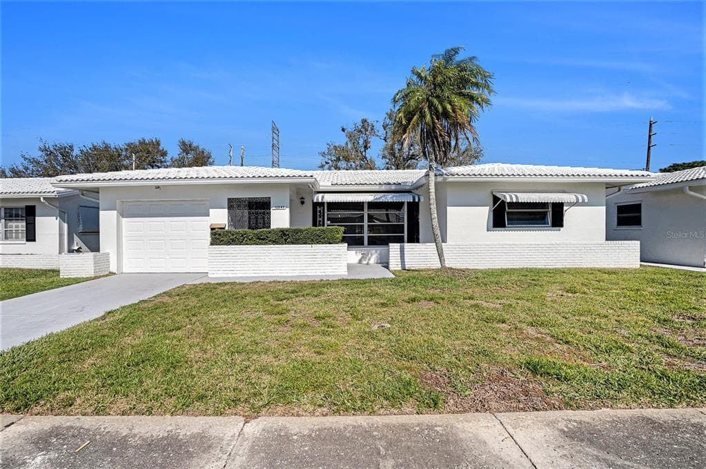 10047 41ST STREET N UNIT 10047 PINELLAS PARK, FL 33782