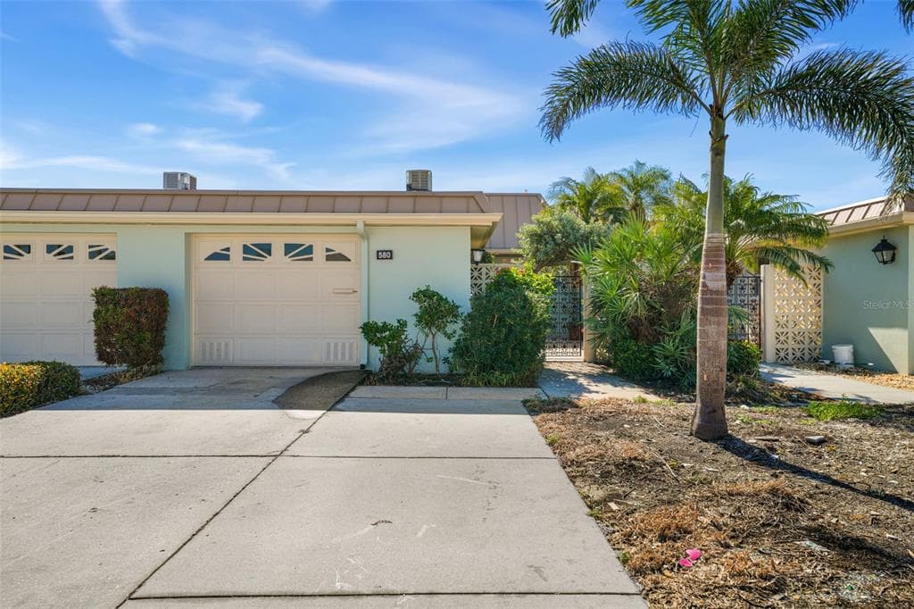 580 BOCA CIEGA POINT BOULEVARD S ST PETERSBURG, FL 33708