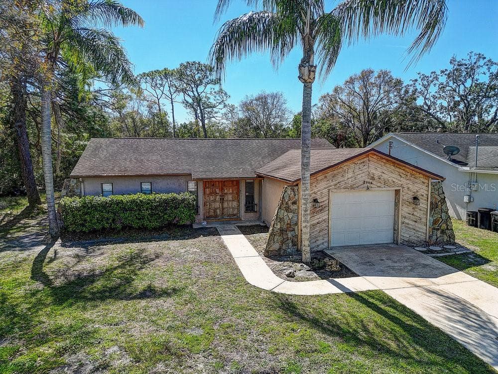 8304 GULF WAY HUDSON, FL 34667