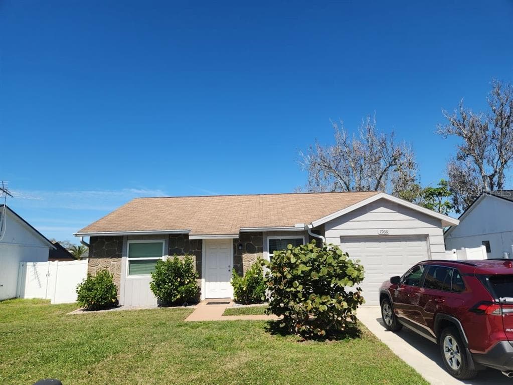 7966 KNOX LOOP