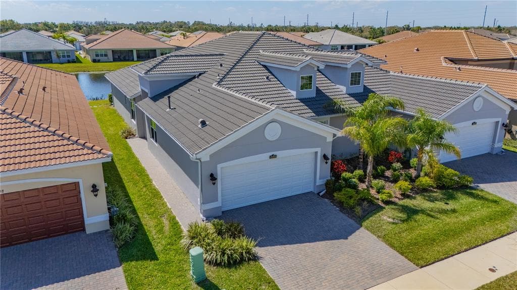 4760 AVILA LAKES DRIVE WIMAUMA, FL 33598