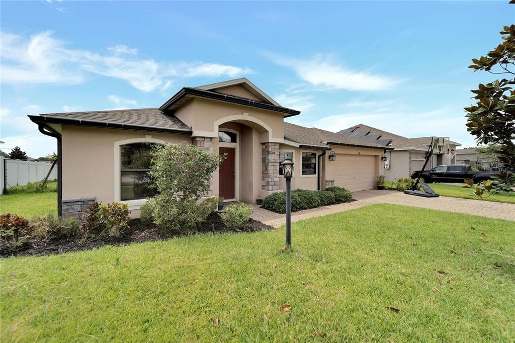 288 BENTLEY OAKS BLVD AUBURNDALE, FL 33823
