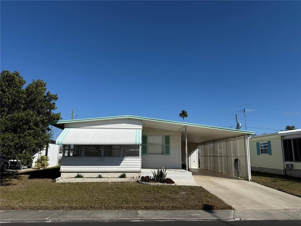 3220 LANARK DRIVE HOLIDAY, FL 34690