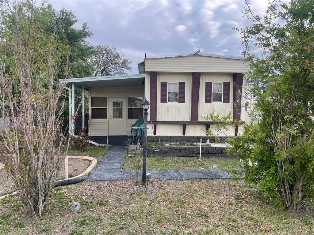 256 S PORT ROYAL LANE APOLLO BEACH, FL 33572