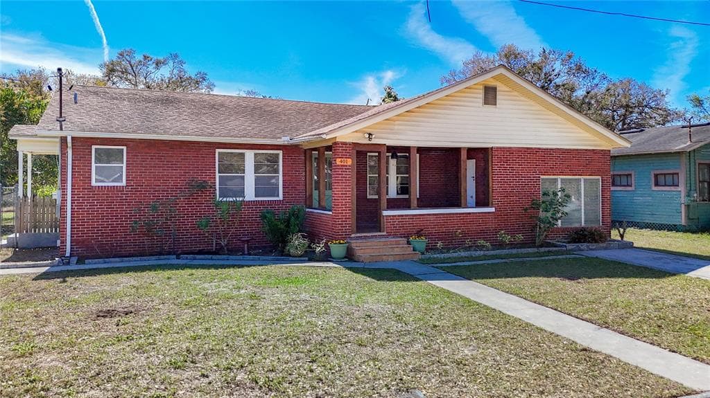 401 E LAMBRIGHT STREET TAMPA, FL 33604