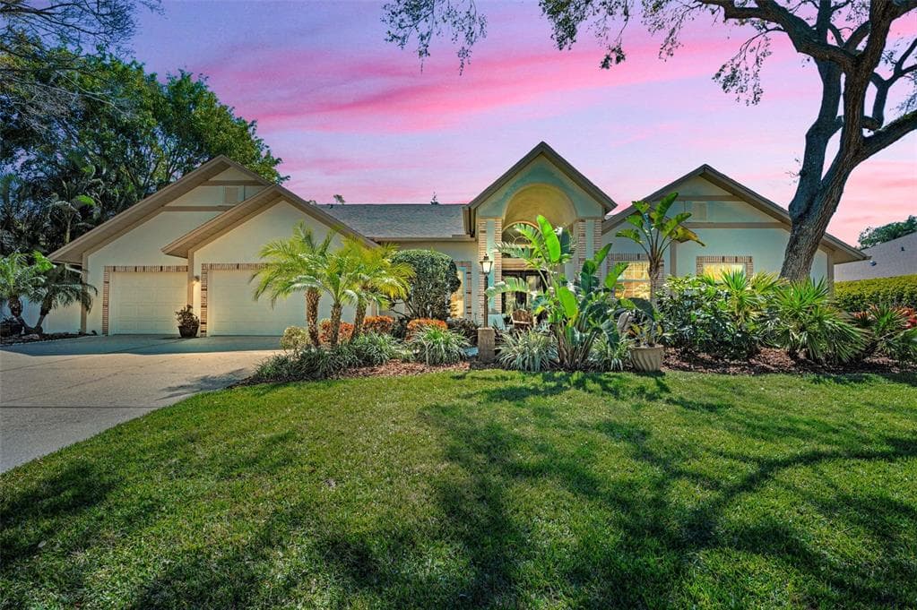 1681 SPARKLING COURT