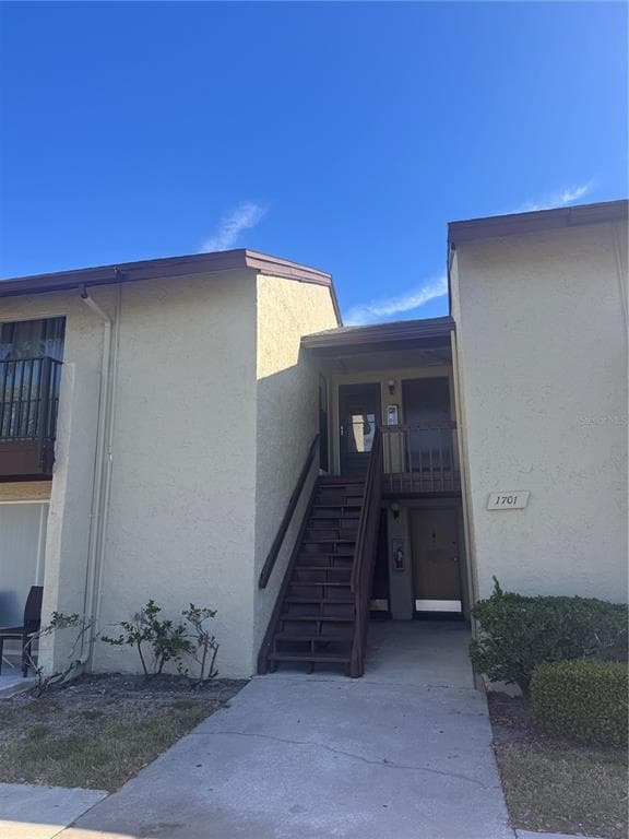 4215 E BAY DRIVE UNIT 1701B CLEARWATER, FL 33764