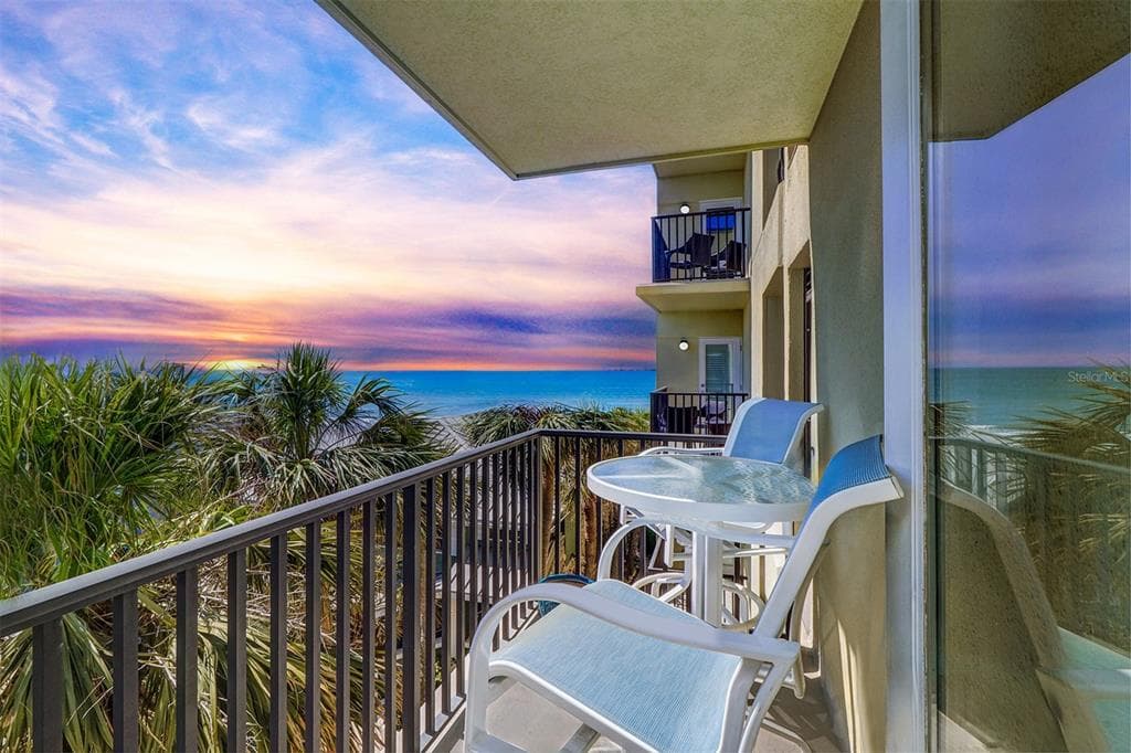 74 GULF BOULEVARD UNIT 3B INDIAN ROCKS BEACH, FL 33785