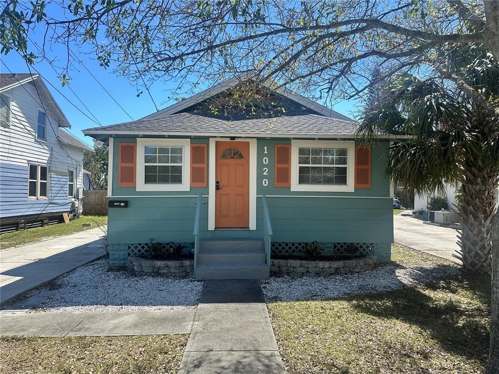 1020 36TH AVENUE N ST PETERSBURG, FL 33704