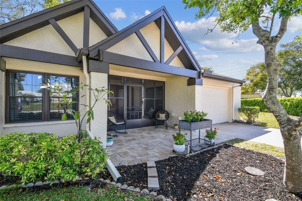 3462 SUTTON PLACE PALM HARBOR, FL 34684