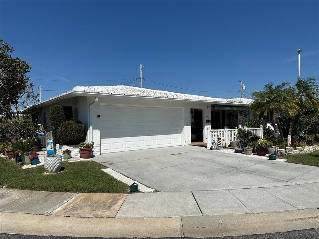 4465 96TH AVENUE N PINELLAS PARK, FL 33782