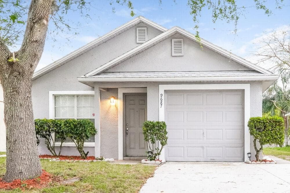9687 HOLLYHILL DRIVE ORLANDO, FL 32824