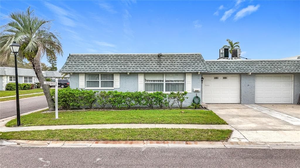 504 CARA COURT UNIT 504 LARGO, FL 33771