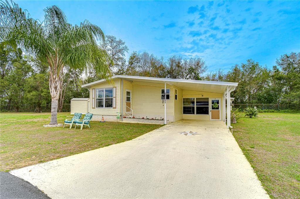 39652 ELGIN DRIVE ZEPHYRHILLS, FL 33542