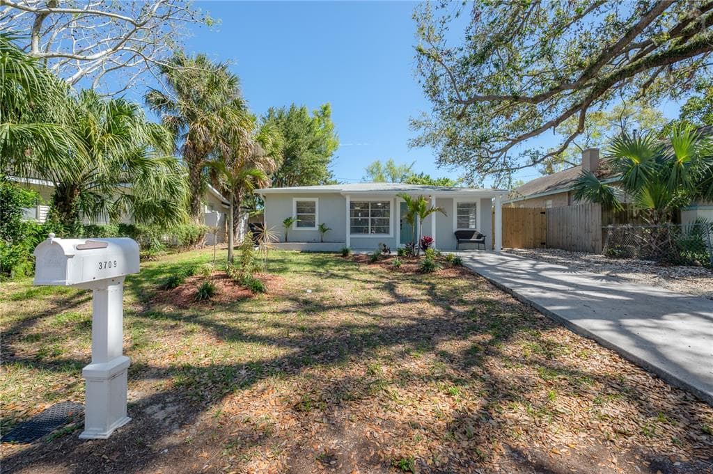 3709 N DARTMOUTH AVENUE TAMPA, FL 33603
