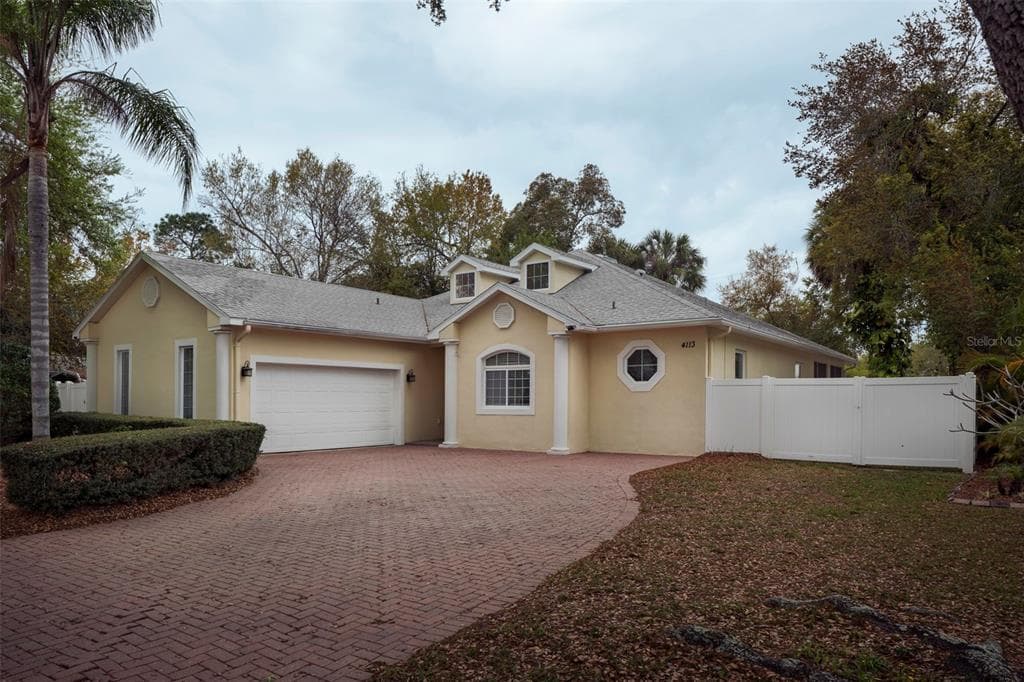 4113 W MCKAY AVENUE TAMPA, FL 33609