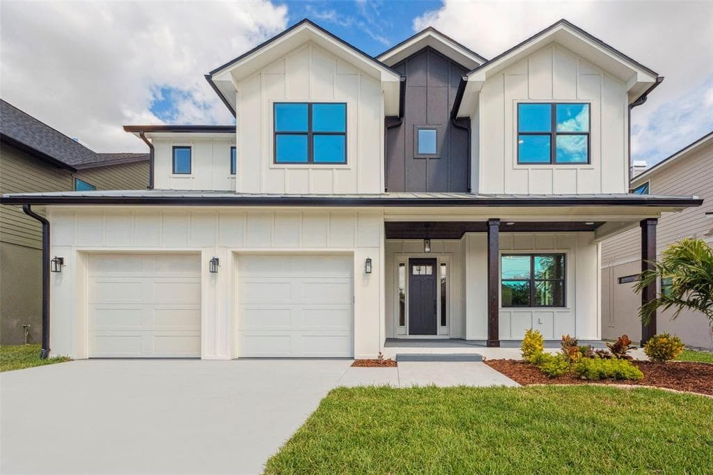 1015 1/2 W CHARTER STREET TAMPA, FL 33602