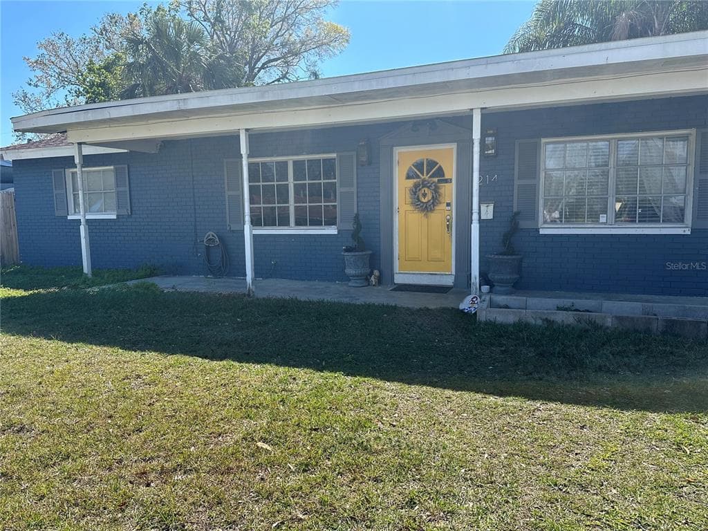 214 45TH AVENUE NE ST PETERSBURG, FL 33703