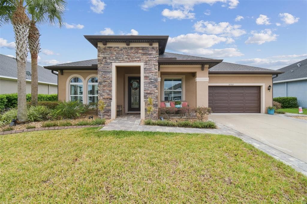 32702 NATURAL BRIDGE ROAD WESLEY CHAPEL, FL 33543