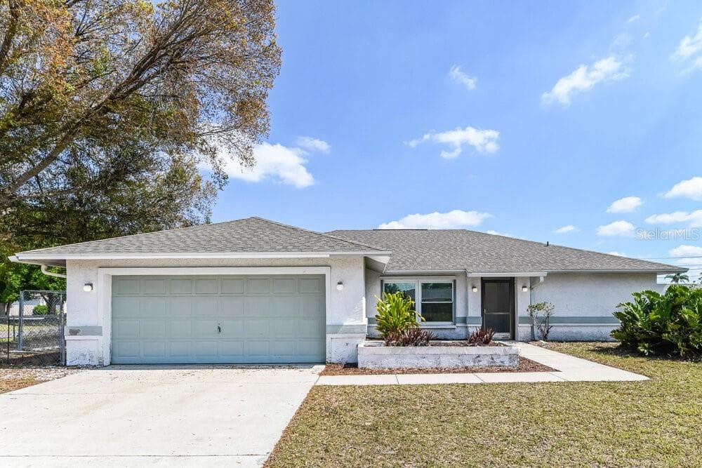 18507 EASTSHORE DRIVE FORT MYERS, FL 33967