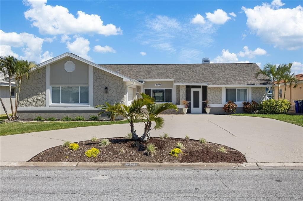 5000 GALLEON COURT NEW PORT RICHEY, FL 34652