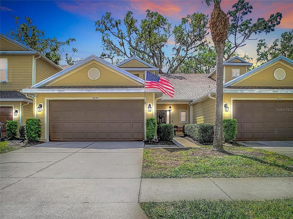 8539 SANDPIPER RIDGE AVENUE