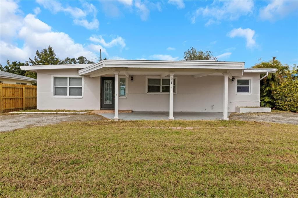 5813 18TH AVENUE S GULFPORT, FL 33707