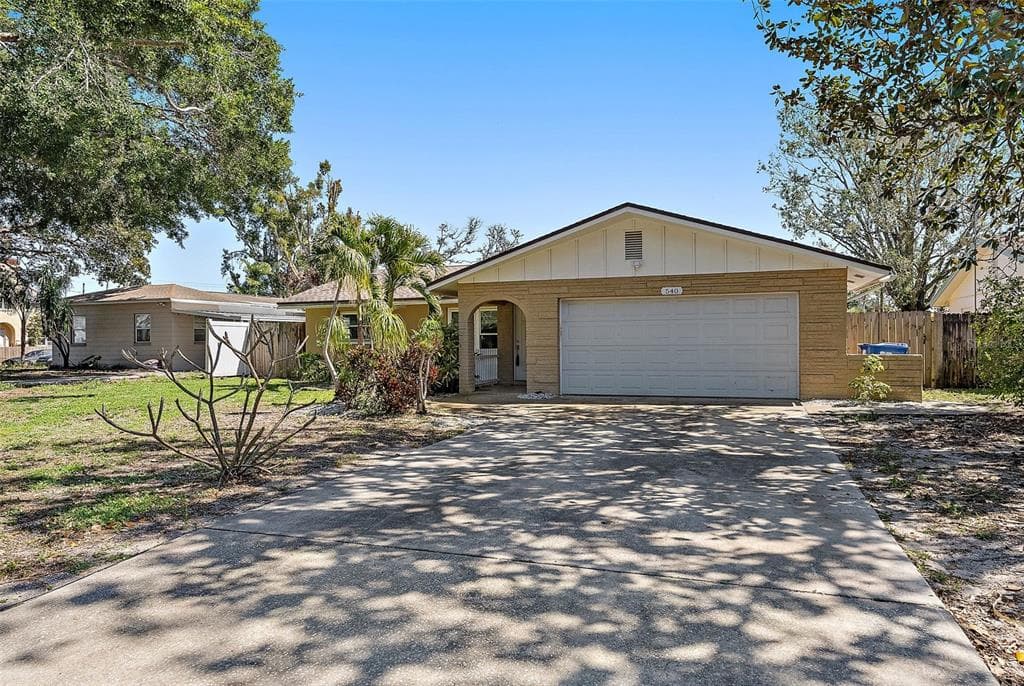 540 PLUM STREET S ST PETERSBURG, FL 33707