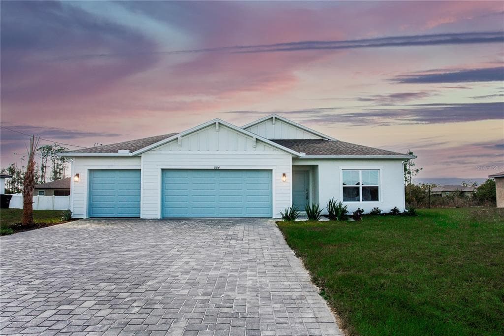884 YOUNGREEN DRIVE FORT MYERS, FL 33913