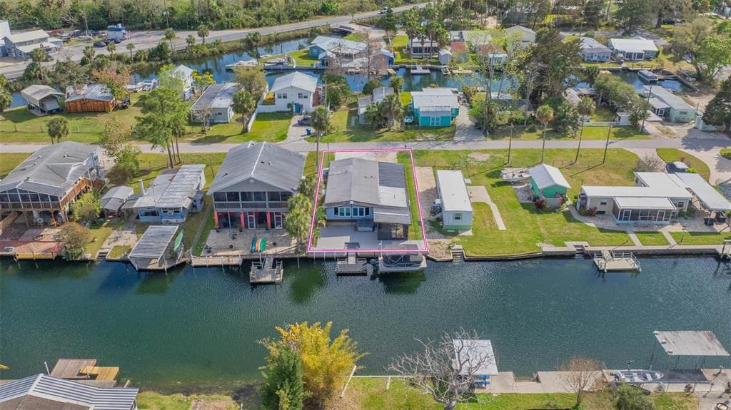 5265 PALISADE DRIVE WEEKI WACHEE, FL 34607