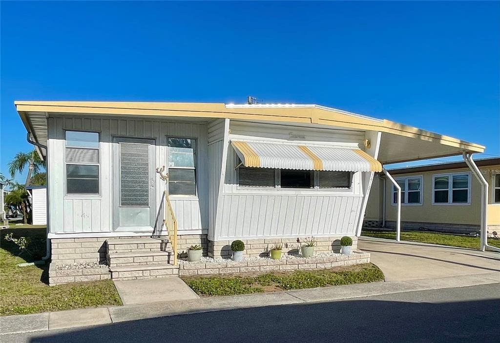 34161 JUNIPER DRIVE N PINELLAS PARK, FL 33781