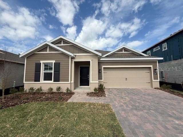 697 PERONI AVENUE DEBARY, FL 32713