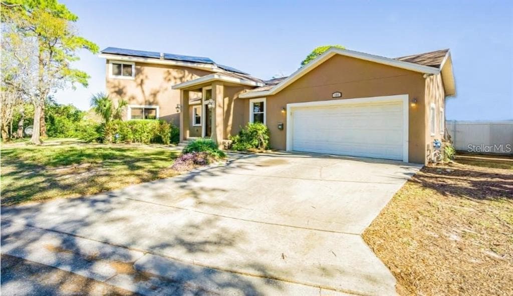 131 MYSTIC LAKE DRIVE N ST PETERSBURG, FL 33702