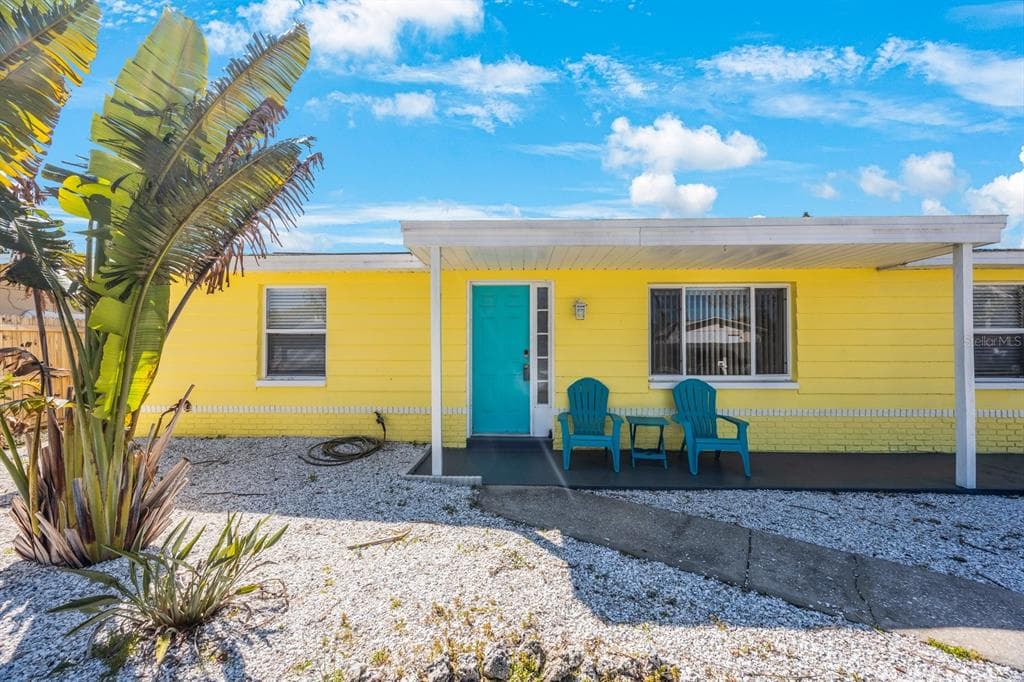 4226 WOODFIELD AVENUE HOLIDAY, FL 34691