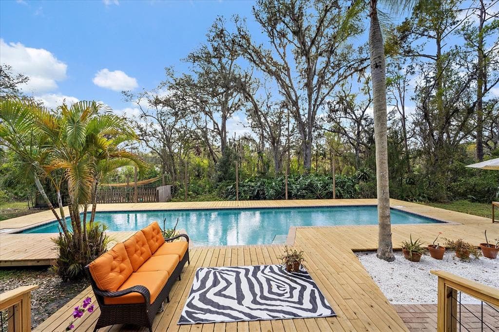 13600 N BRANCH ROAD SARASOTA, FL 34240