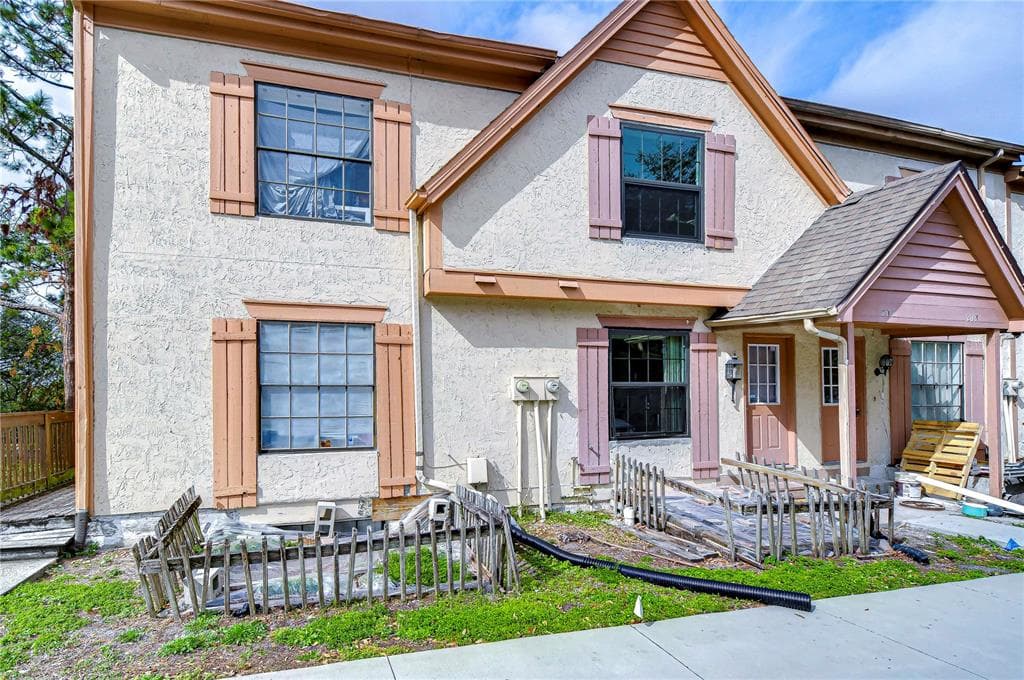 202 BRIGADOON DRIVE CLEARWATER, FL 33759