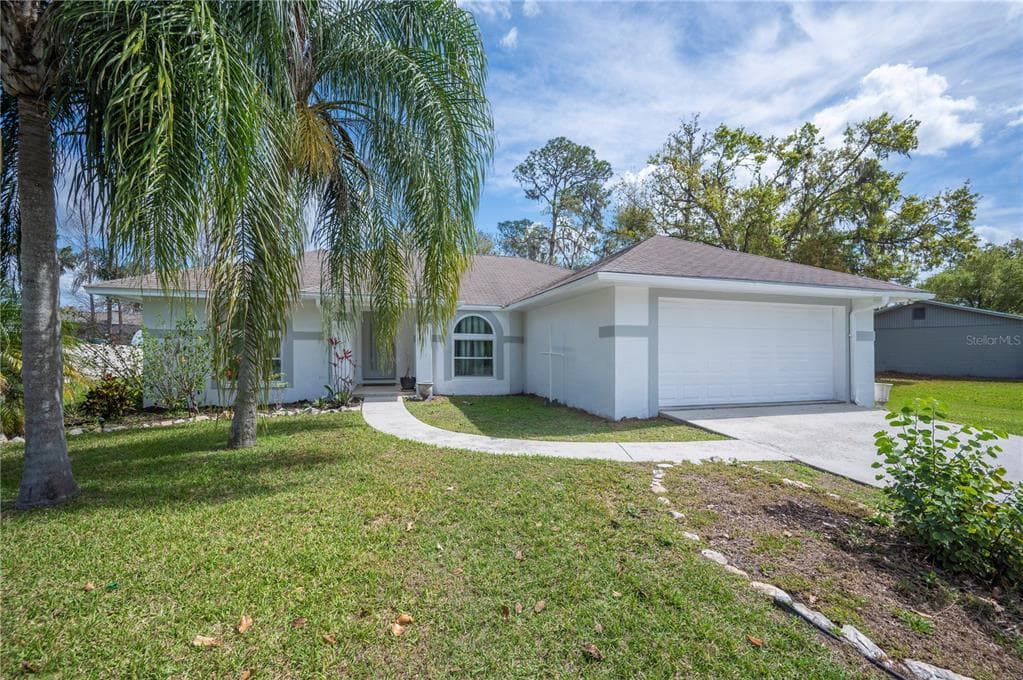2601 SAVANNAH DRIVE PLANT CITY, FL 33563
