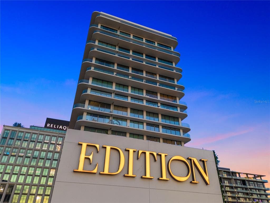 1000 WATER STREET UNIT 1703 TAMPA, FL 33602