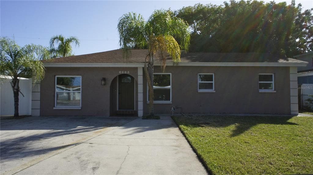 6005 N HALE AVENUE TAMPA, FL 33614