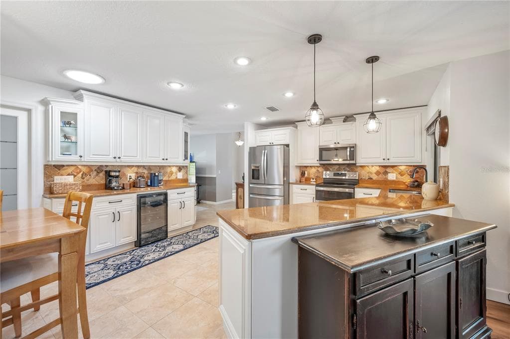 23417 PINE LAKE STREET LAND O LAKES, FL 34639