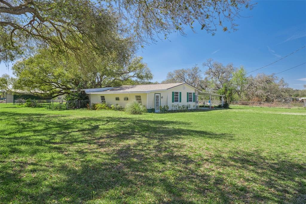 33546 CHANCEY ROAD WESLEY CHAPEL, FL 33543