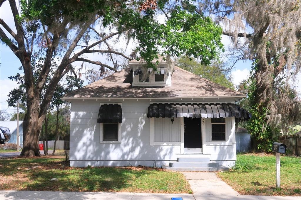 808 W MCLENDON STREET PLANT CITY, FL 33563