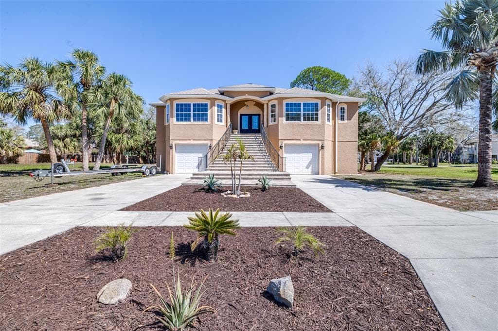 733 SEMINOLE BOULEVARD