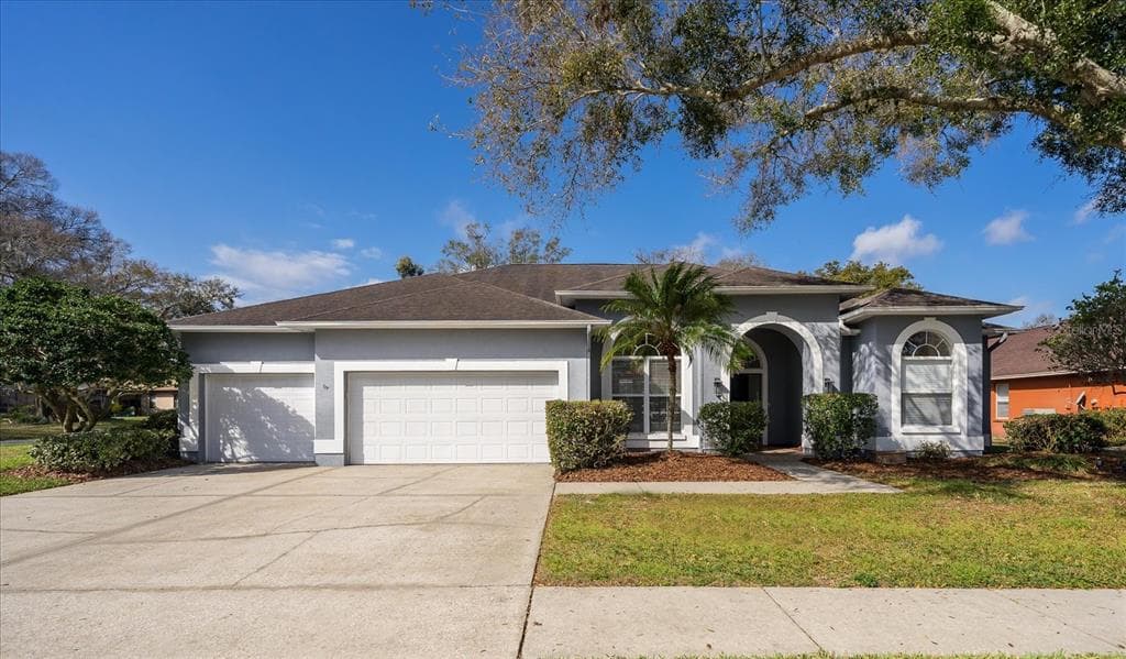 17102 TIFFANY LAKE PLACE LUTZ, FL 33549