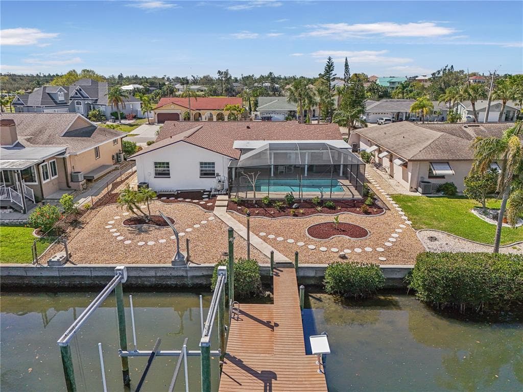 709 FLAMINGO DRIVE