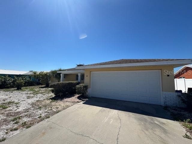 1016 SILVER PALM WAY APOLLO BEACH, FL 33572