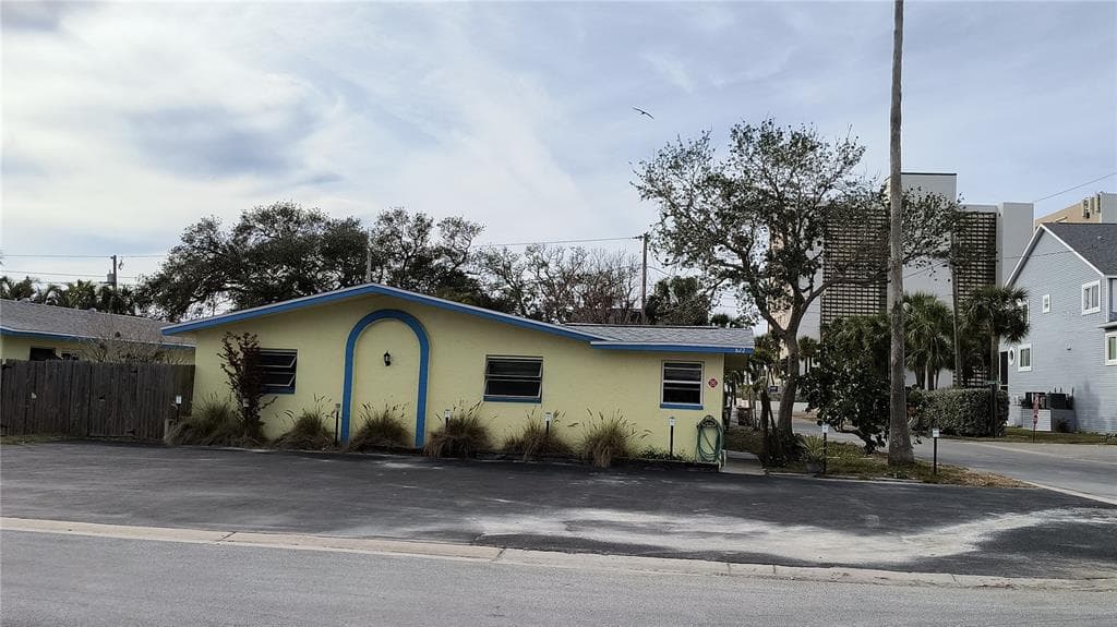 822 1ST STREET INDIAN ROCKS BEACH, FL 33785