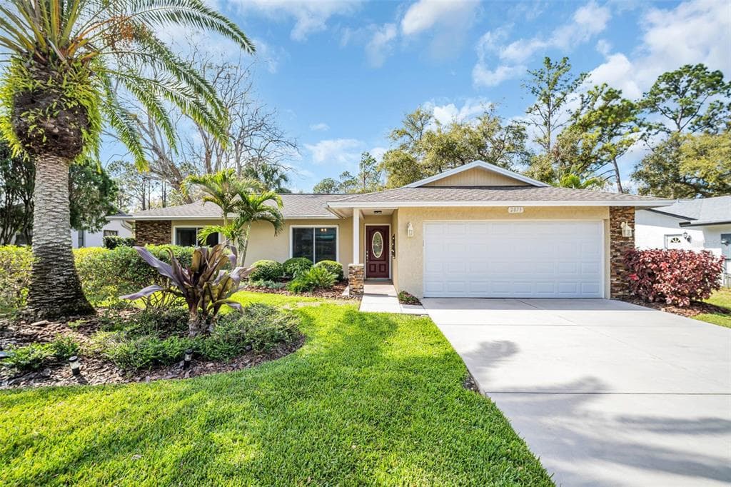 2873 DOONE CIRCLE PALM HARBOR, FL 34684